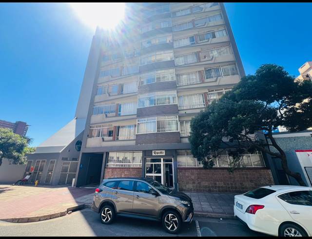 1.5 BEDROOM APARTMENT FOR SALE IN POINT WATERFRONT